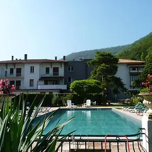 hostellerie-des-7-molles.midi-pyreneeshotels.com/